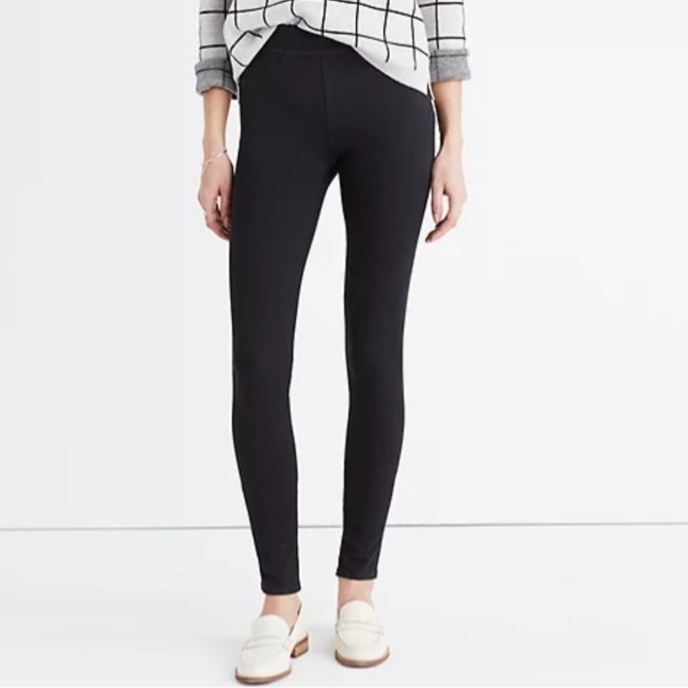 Madewell Anywhere Mid-Rise Skinny Jeans in Marton Wash